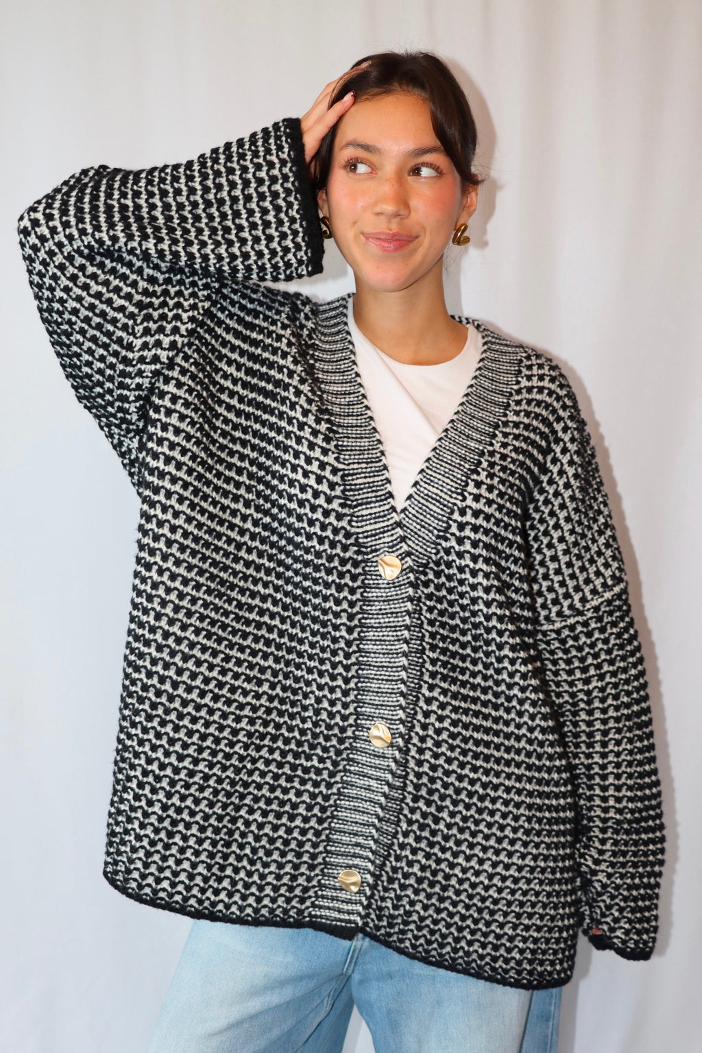 Zwart-Witte Gebreide Oversized - Cardigan