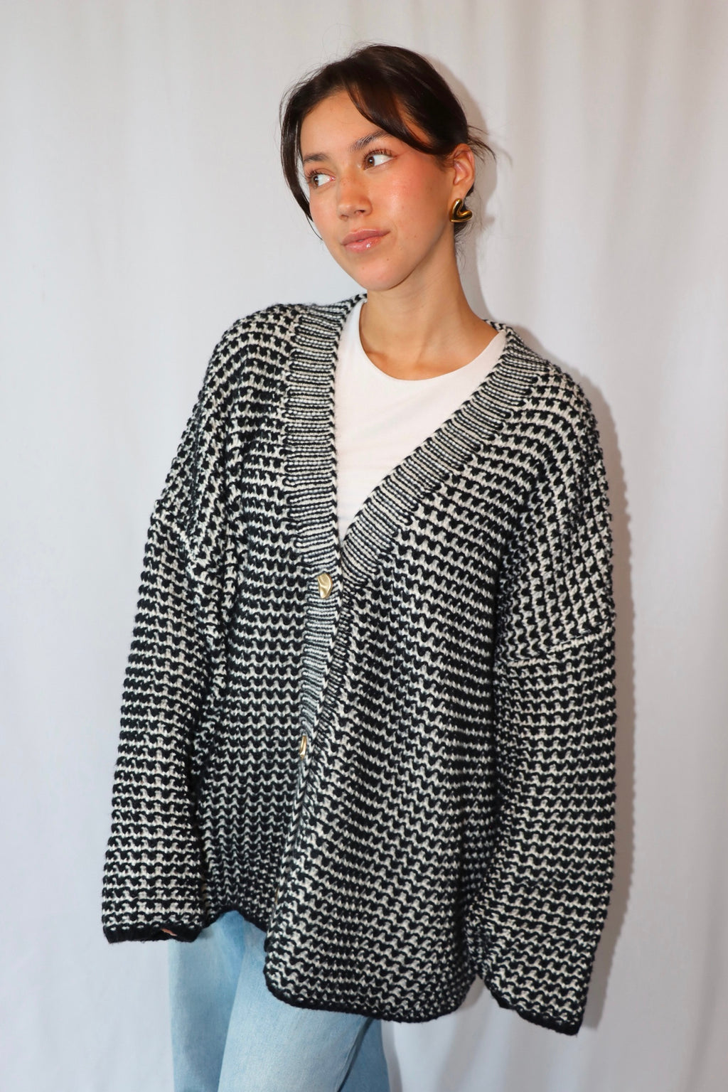 Zwart-Witte Gebreide Oversized - Cardigan