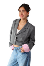 Donkergrijze met Roze Strepen Cropped - Blazer
